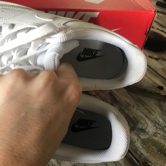 Nikes - Picture 3 of 3